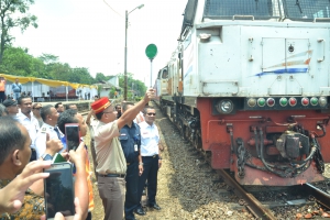 Kerjasama PT Pupuk Kujang dengan PT Kereta Api Indonesia