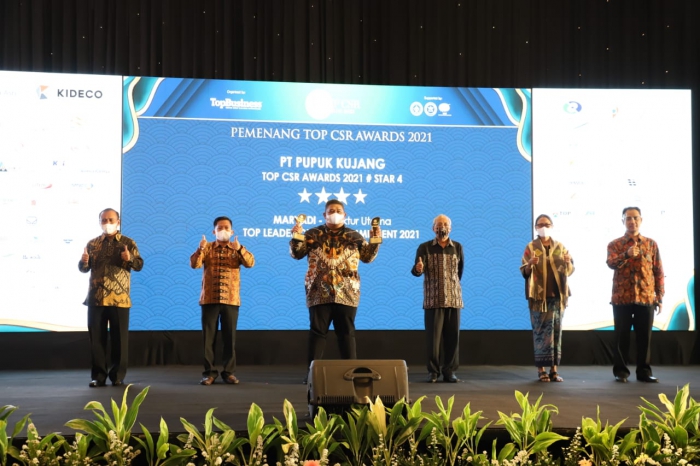 Pupuk Kujang Cikampek Raih Penghargaan TOP CSR Award 2021