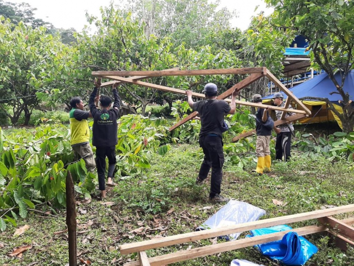 Pupuk Kujang Salurkan Bantuan Untuk Para Penyintas Bencana  Alam Mamuju, Sulawesi Barat &amp; Cisarua, Bogor